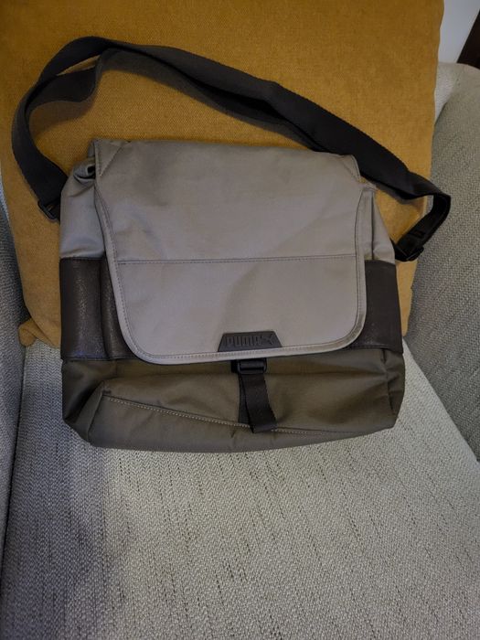 Mala/Bolsa  da Puma NOVA.