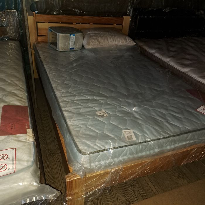 Ватні матраси та пружинні