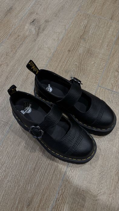 DR. MARTENS Addina Flower Platform