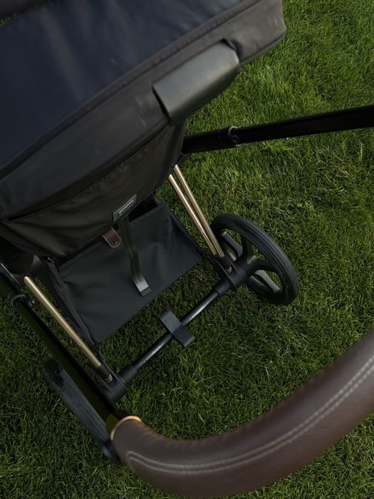 Прогулянковий візочок Cybex Priam Rose gold