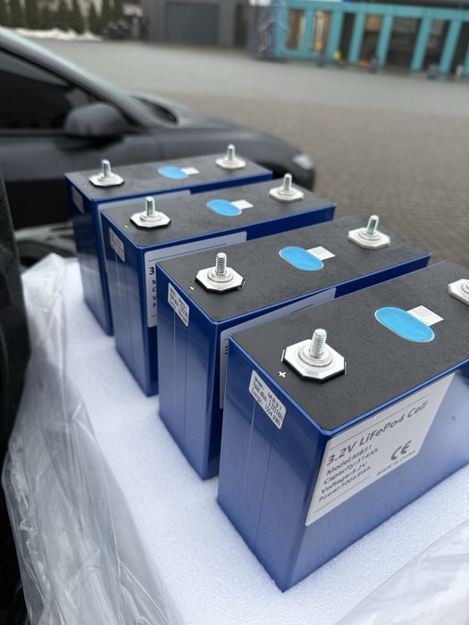 Комірки CATL 105 ah LifePO4 3.2v  акумулятор CATL 105  катл  ячейка