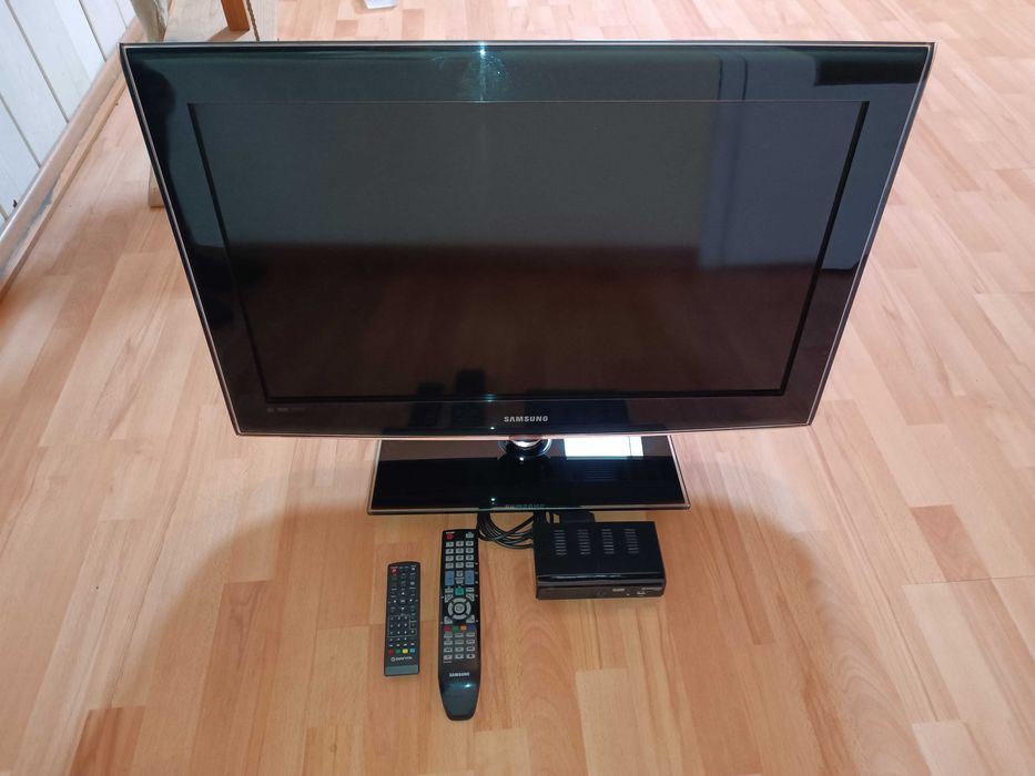 Telewizor kolorowy Samsung plus dekoder