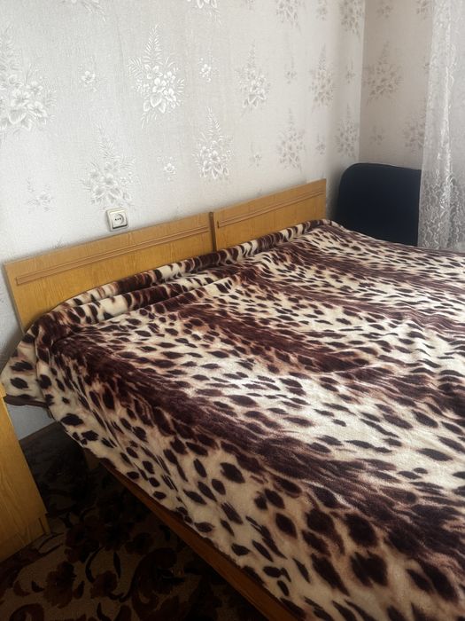 Кровати 2 штуки.