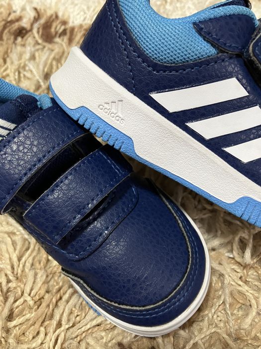 Дитячі кросівки Adidas