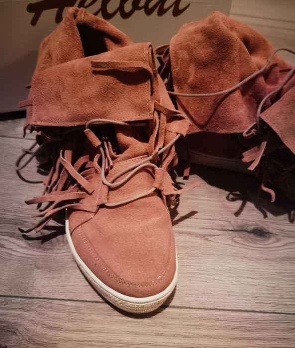 Botki Sneakersy frędzle koturn zamsz naturalny pudrowy róż
