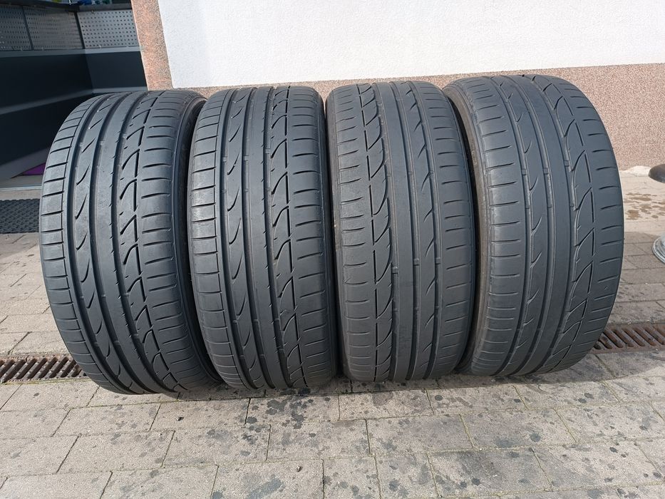 235/40R19 Bridgestone Potężna S001