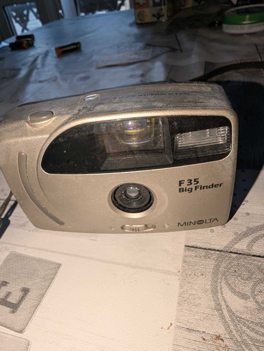 Máquina fotográfica minolta