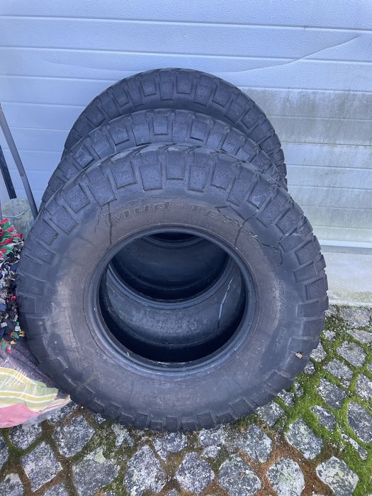 4 pneus bf goodrich mud terrain
