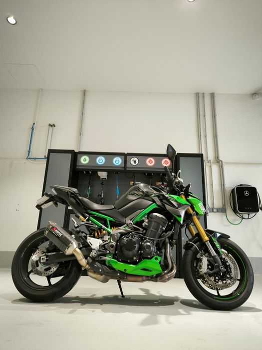 Vendo Kawasaki Z900 SE Performance