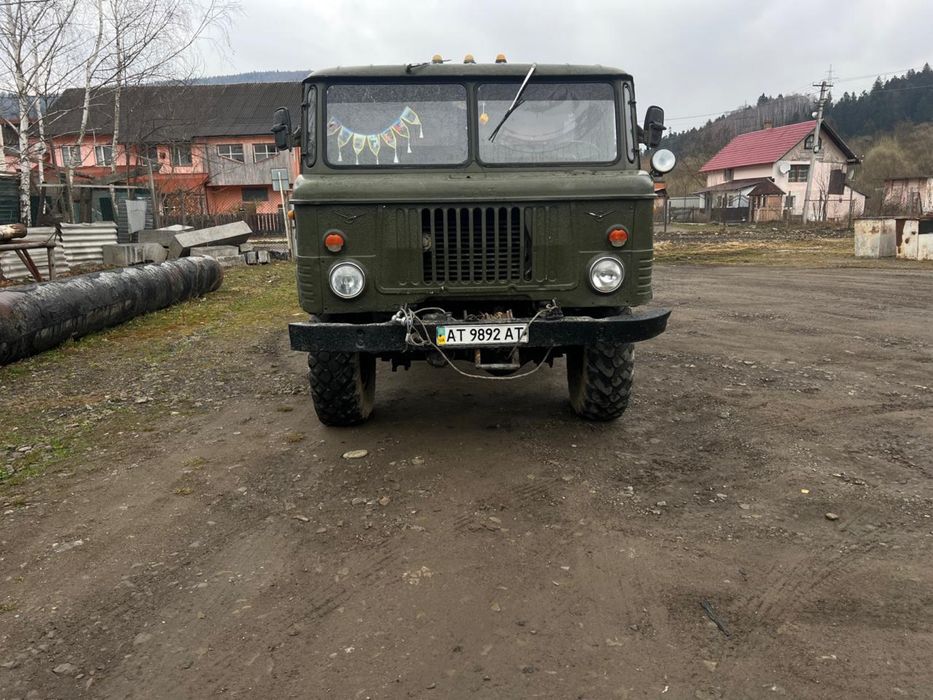 Газ 66 бортовий.