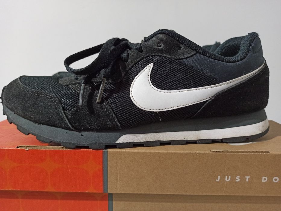Nike MD Runner 2 rozm. 42 Buty męskie