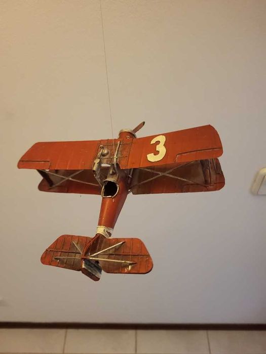 Avião Réplica Fokker Dr.I Barão Vermelho