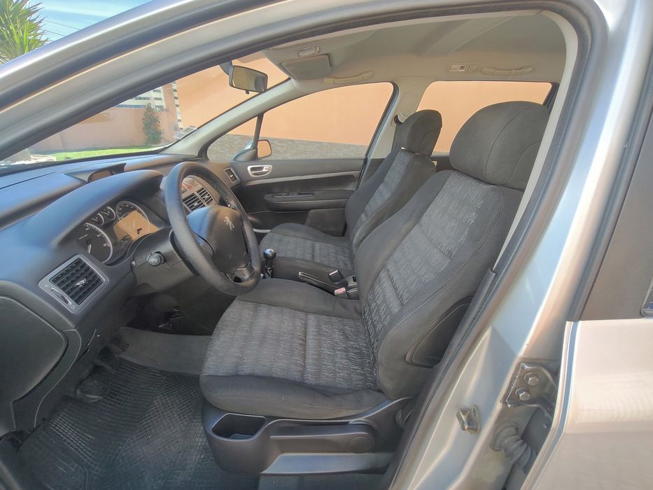 Peugeot 307 SW 1.4Hdi excelente estado — photo 5