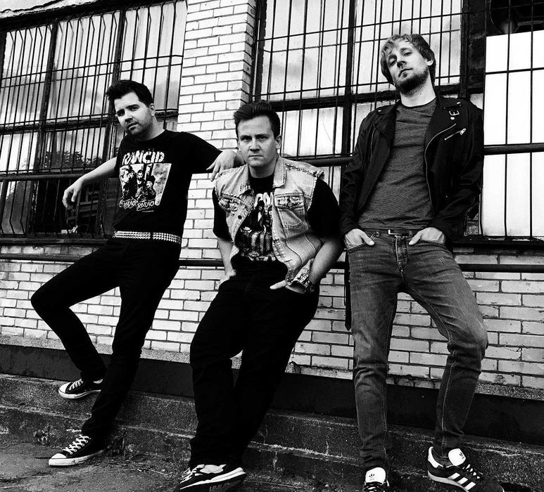 Marne Szanse - Cofamy do przodu