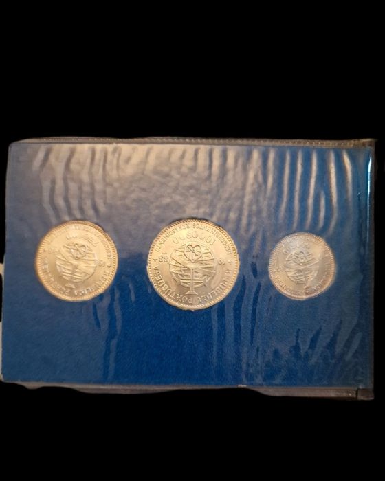 Carteira «XVII Exposição» BNC (1983) Prata