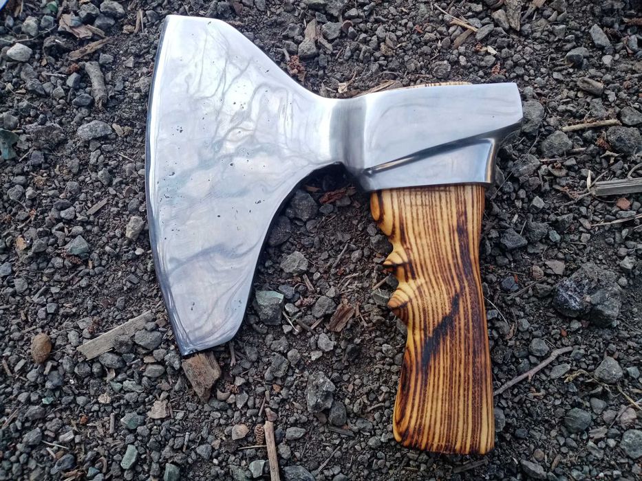 Кулачный топор ручной работы