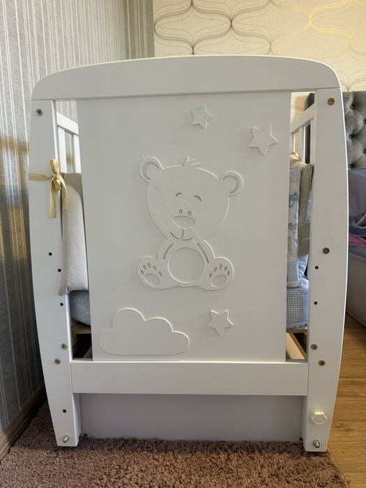 Продам кроватку с матрацом