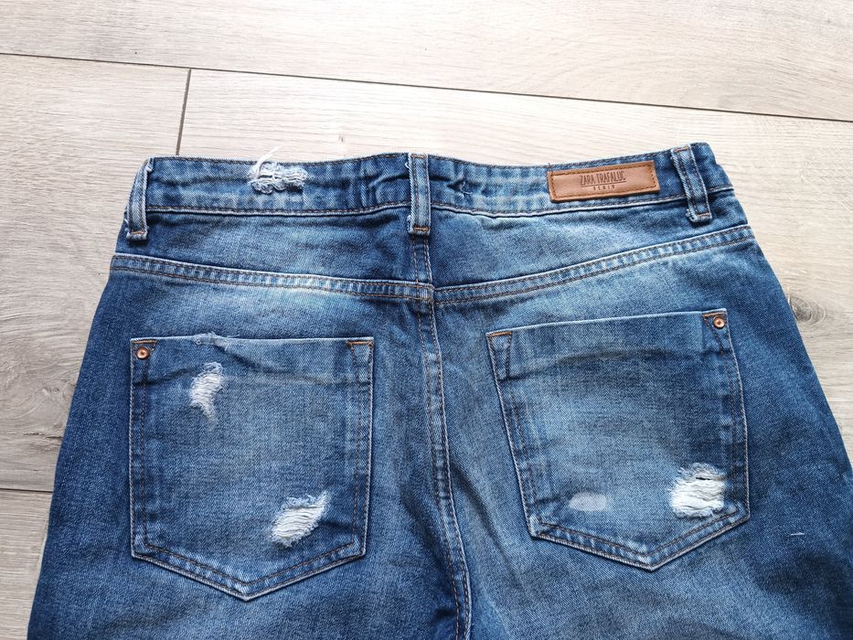 Spodnie jeansy z rozdarciami  Zara TRF r 36