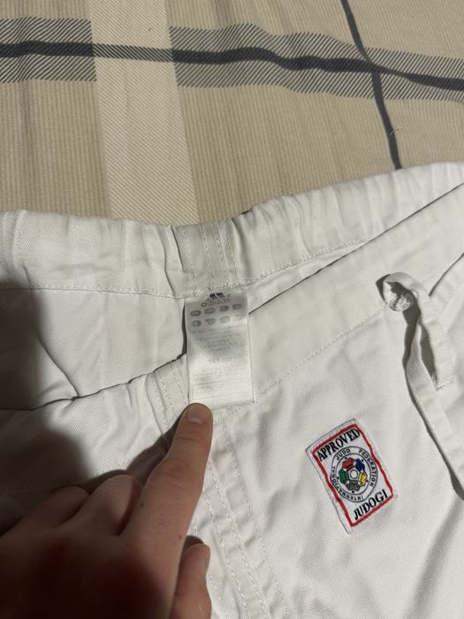 Кімоно адідас.