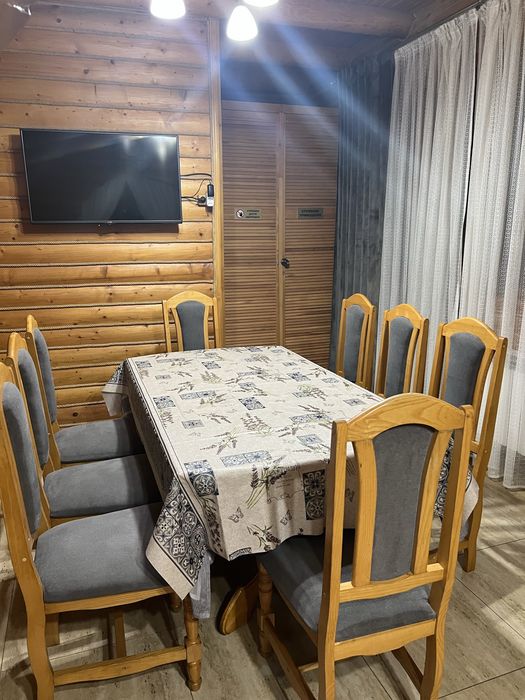 Приватний будинок з басейном в горах