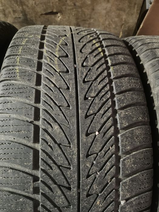 285 45 R20 24р.шини Goodyear