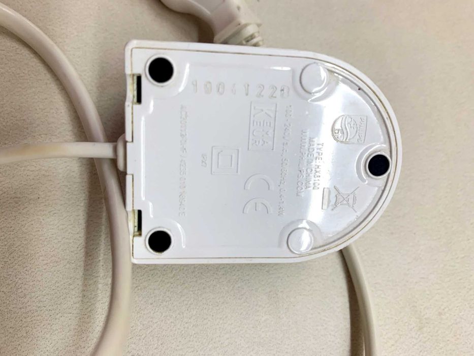 Зарядний пристрій для зубної щітки Philips