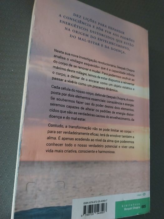 Livro reenventar o corpo  impecavel