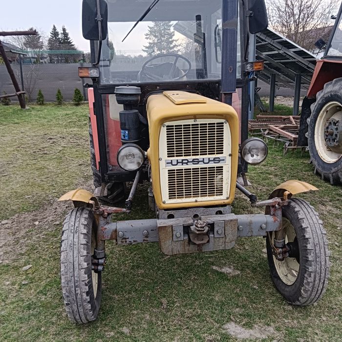 Ciągnik Ursus  C-330 m
