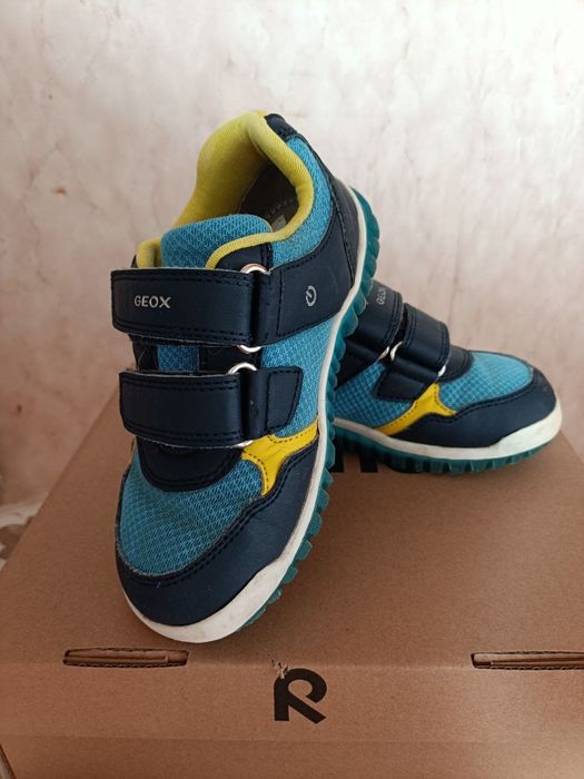 Дитяче взуття Geox