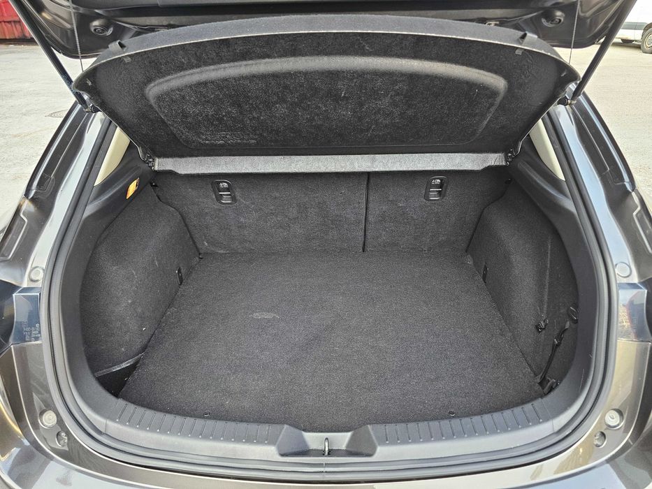 Mazda 3 2013 93 т.км 1.5 автомат - офіційне авто в гарному стані