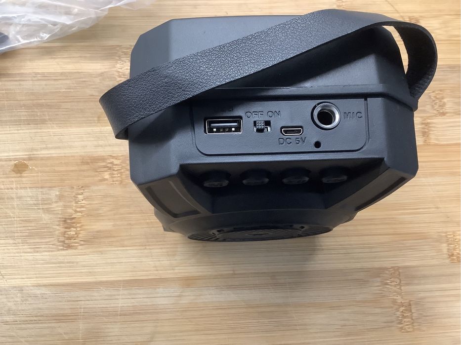 Multimedia Speaker Column with Built-in Speaker and USB NEW64738492336002122