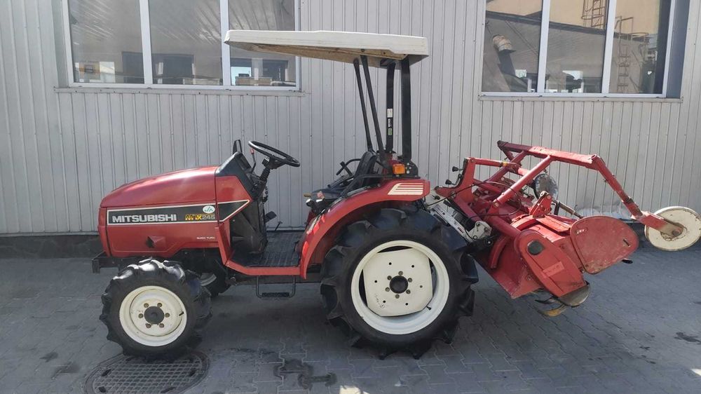 Traktorek z glebogryzarką Mitsubishi Mtx 245 4x4 24 km Rewers Wspomaga