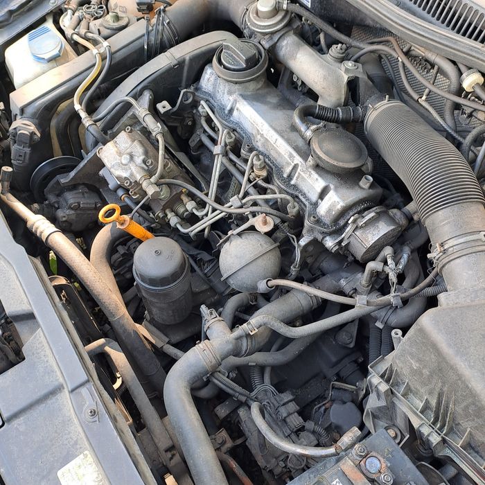 Kompletny Silnik 1.9 TDI 90KM ALH wiazką na aucie Golf Octavia