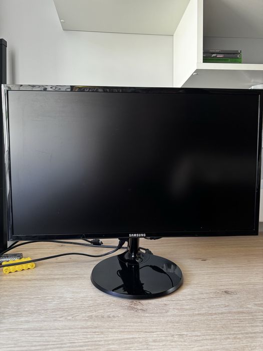 Monitor Samsung 24 cali
