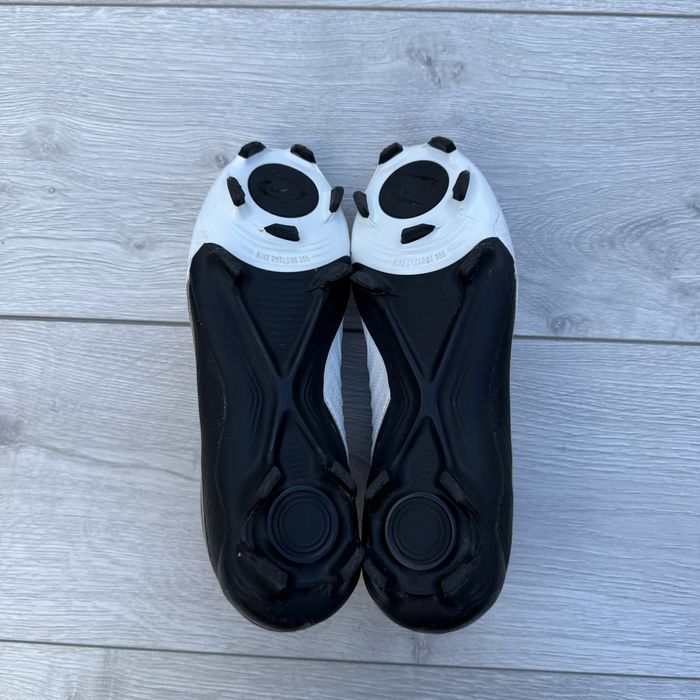 Копи бутци Nike Phantom GX II Club 40.5р 25.5см