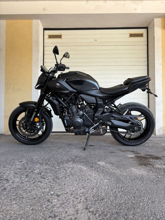 Yamaha MT-07 como nova