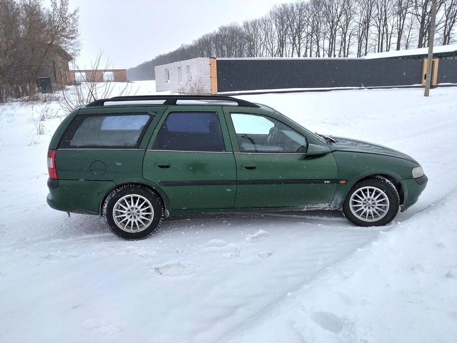 Продам Опель вектра на ходу