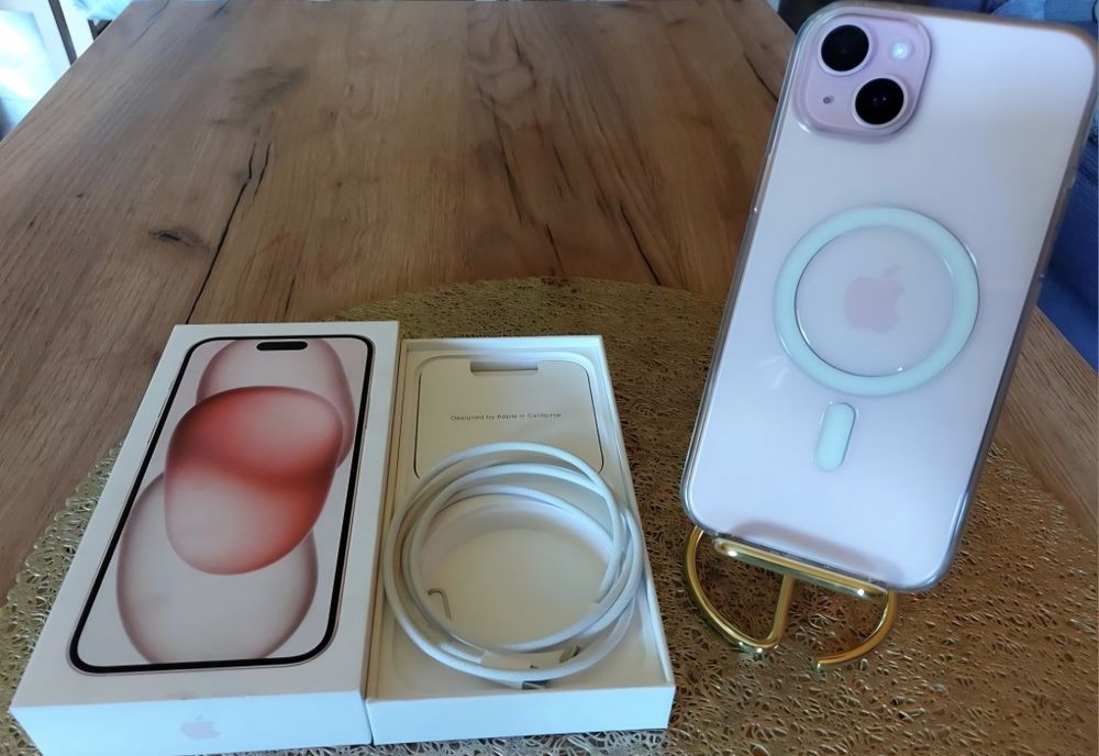 IPhone 15 plus różowy 128GB stan idealny jak nowy plus etui i szkło oryginalne