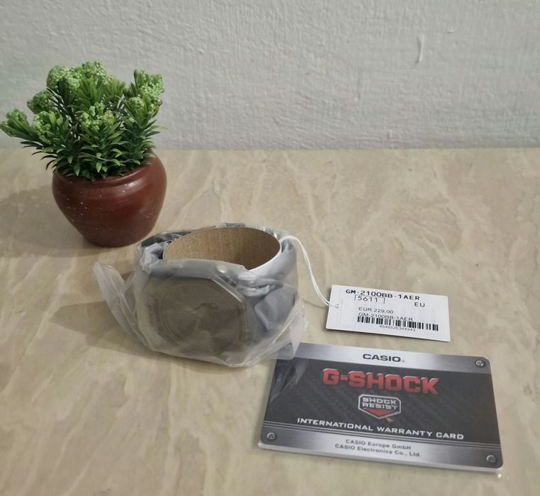 годинник  Casio G-Shock Classic GM-2100BB-1AER