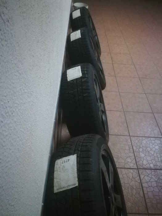 Vendo jantes e pneus 18