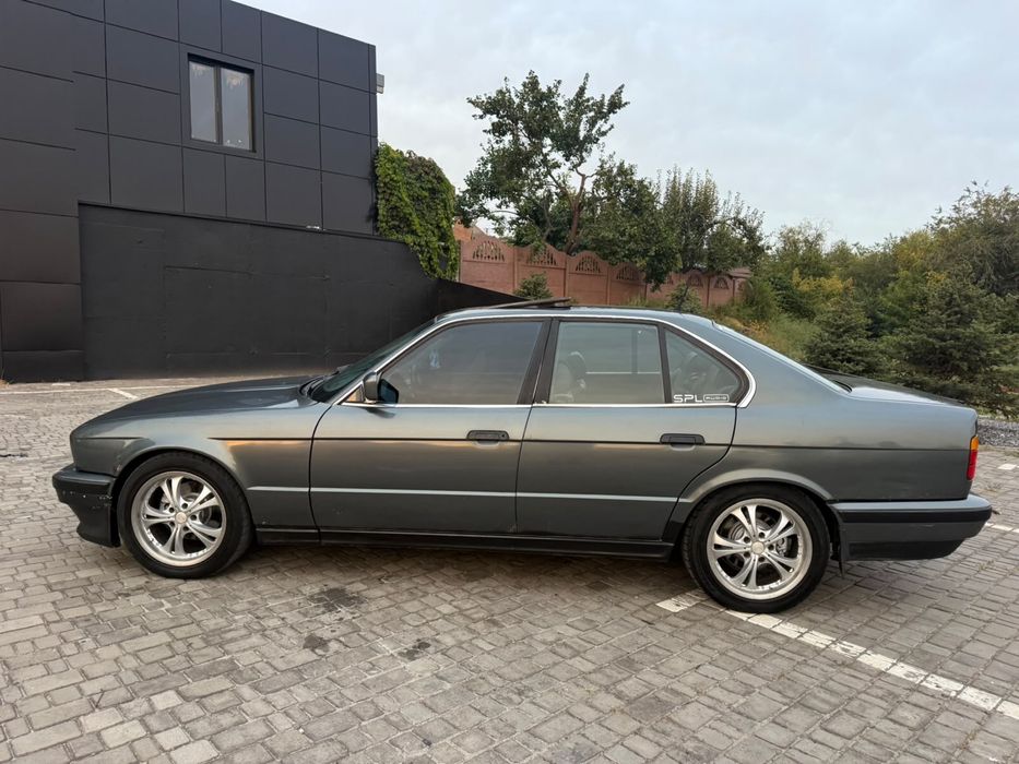 Продам легенду BMW 525 e34 газ бензин