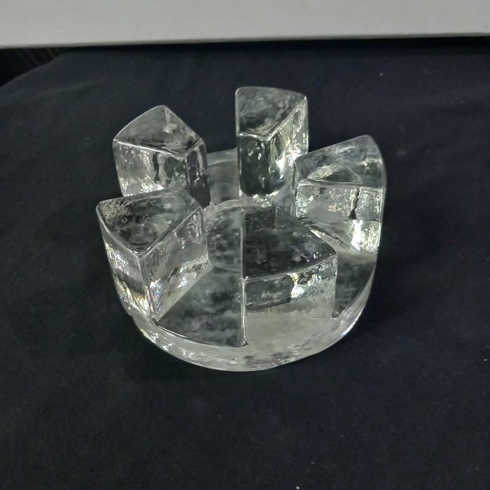 Base em vidro com 5  pés
