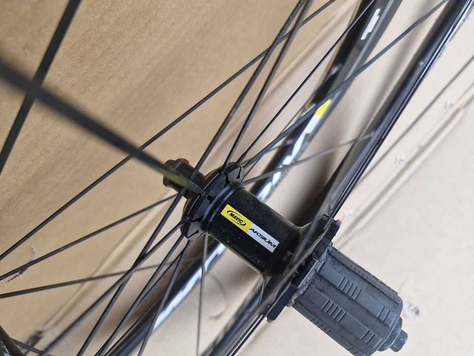 Koła Mavic Aksium 28" komplet
