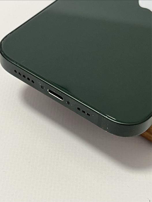 Продам айфон 13 128 84 акб