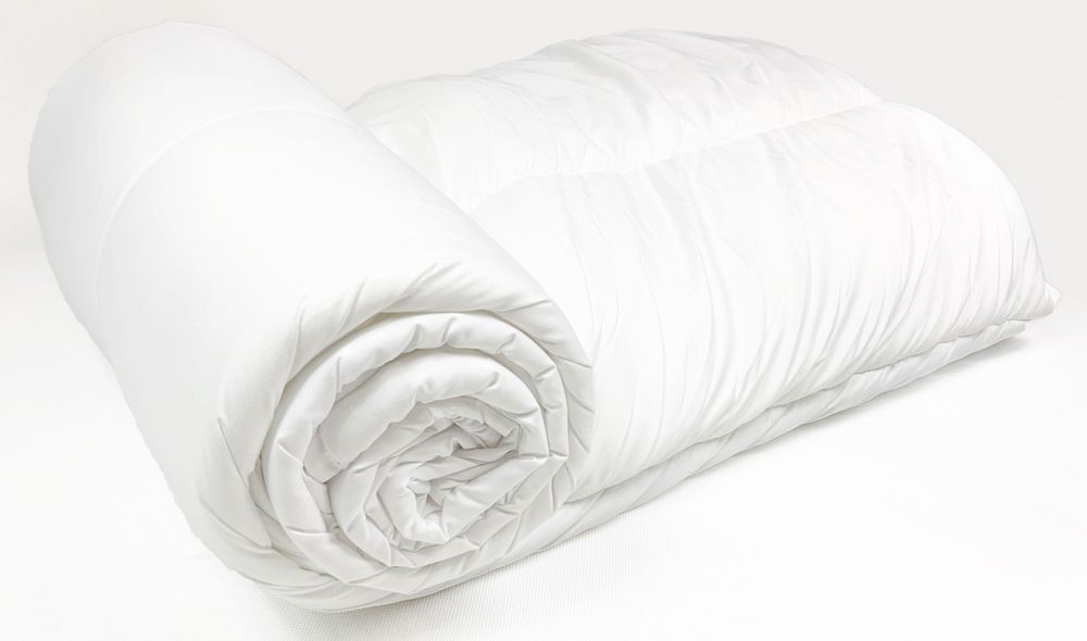 Kołdra 4 pory roku podwójna Easy Sleep 135x200 cm. + poduszka 50x60 cm