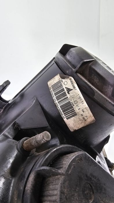 Alfa romeo 159 brera lampa przód przednia bi-xenon prawa oryginał eu