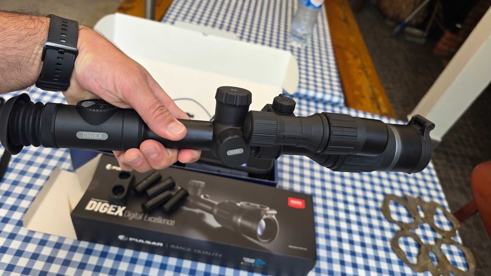 Mira noturna pulsar digex