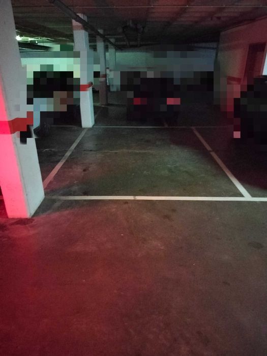 Lugar de Estacionamento junto ao Glicínias