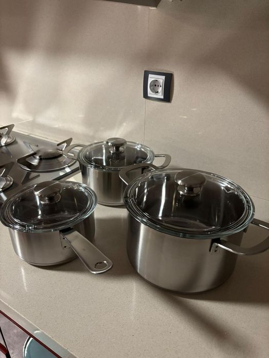 New Kitchen Pots458111420339988480