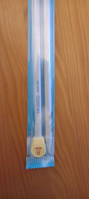 Agulhas para trabalhos com Fios de Algodão ou Lã 8 mm Milward